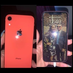 I phone X-RAY (Coral)